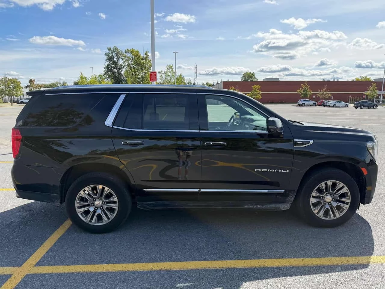 Gmc Yukon * Denali * АВТОКРЕДИТ БЕЗ ПЪРВОНАЧАЛНА ВНОСКА* , снимка 2 - Автомобили и джипове - 56192654