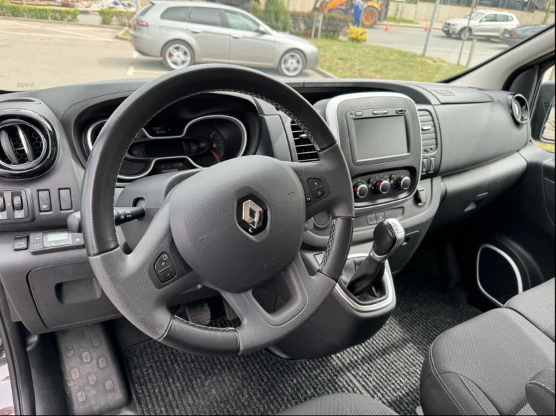 Renault Trafic 2.0 CDI, снимка 5 - Бусове и автобуси - 46816806