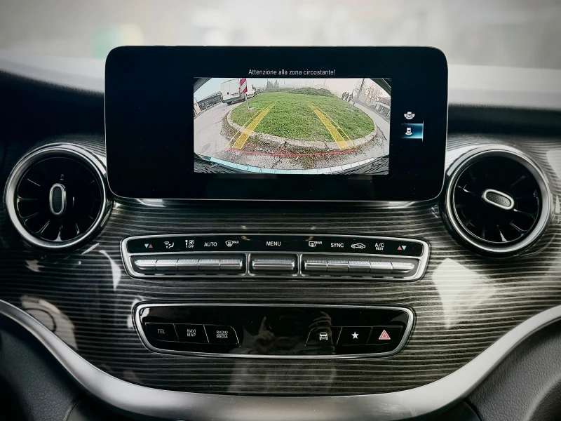 Mercedes-Benz V 250, снимка 16 - Бусове и автобуси - 52355519