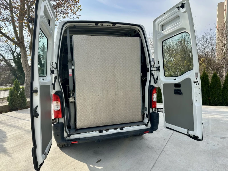 Opel Movano 2.5* Автоматик* Рампа* КЛИМАТИК, снимка 11 - Бусове и автобуси - 52642537