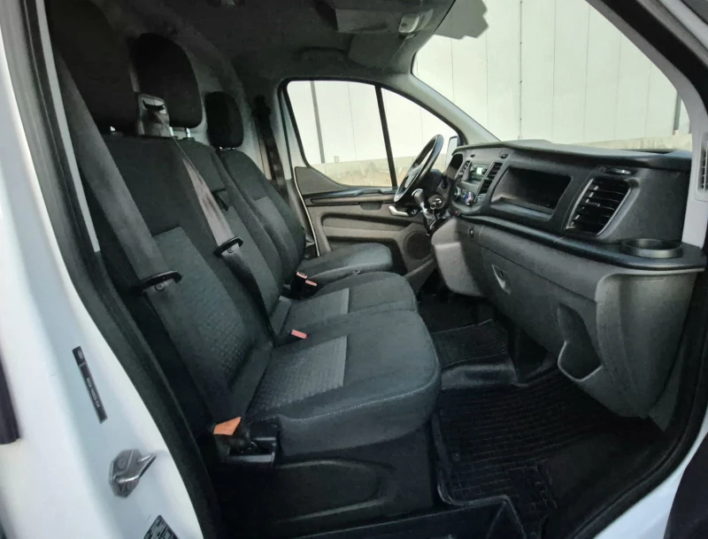 Ford Transit Custom 2.0, снимка 10 - Бусове и автобуси - 52645954