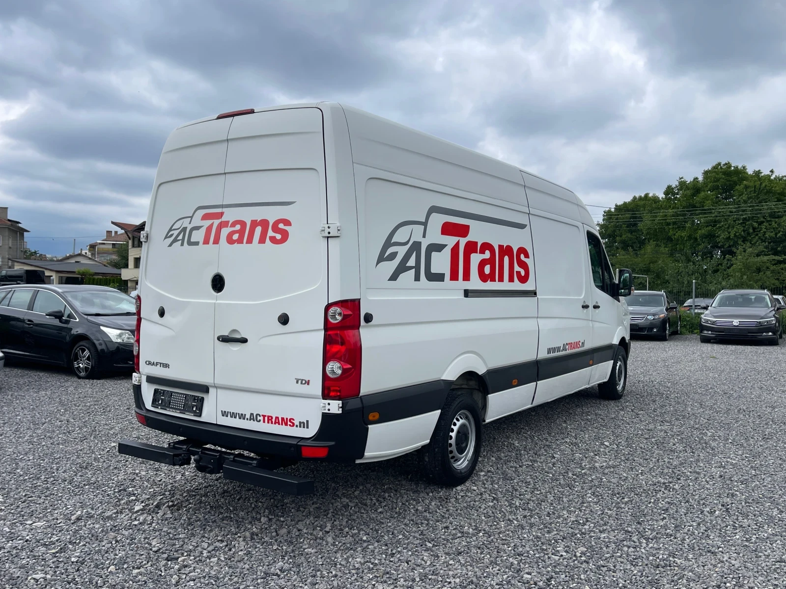 VW Crafter 2.0TDI, ДДС, 243000Km, Един собственик, Серв.Истор - изображение 6