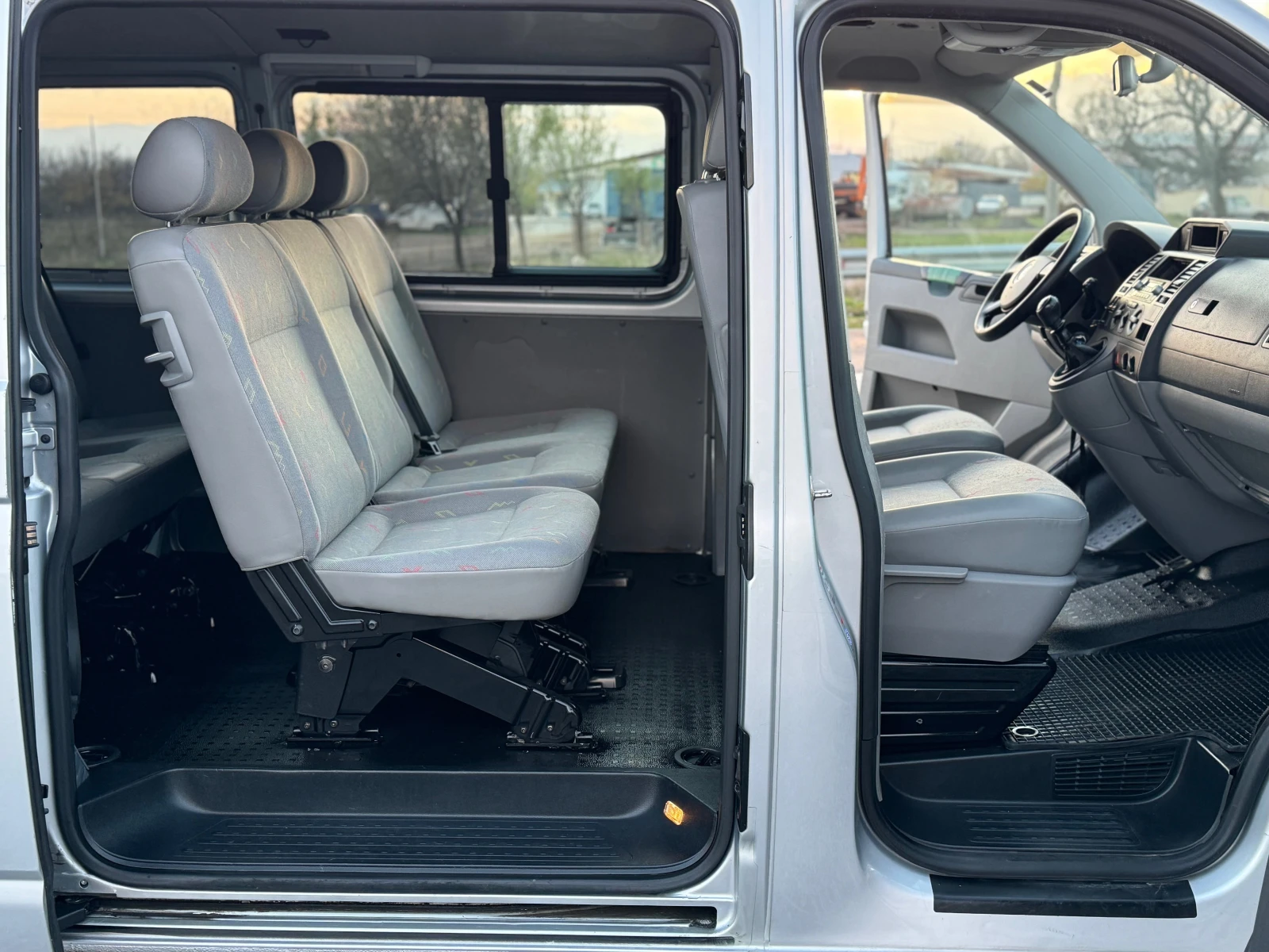 VW T5 Multivan* Клима* Германия* Оригинал* Полицейски *  - изображение 10