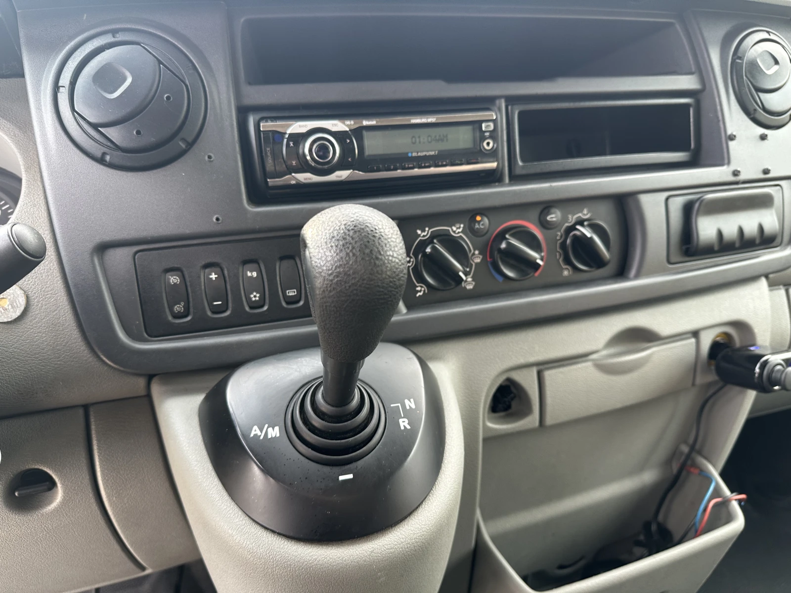 Opel Movano 2.5* Автоматик* Рампа* КЛИМАТИК - изображение 7