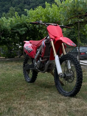 ����� �� �������� �� Honda Crf 250 R