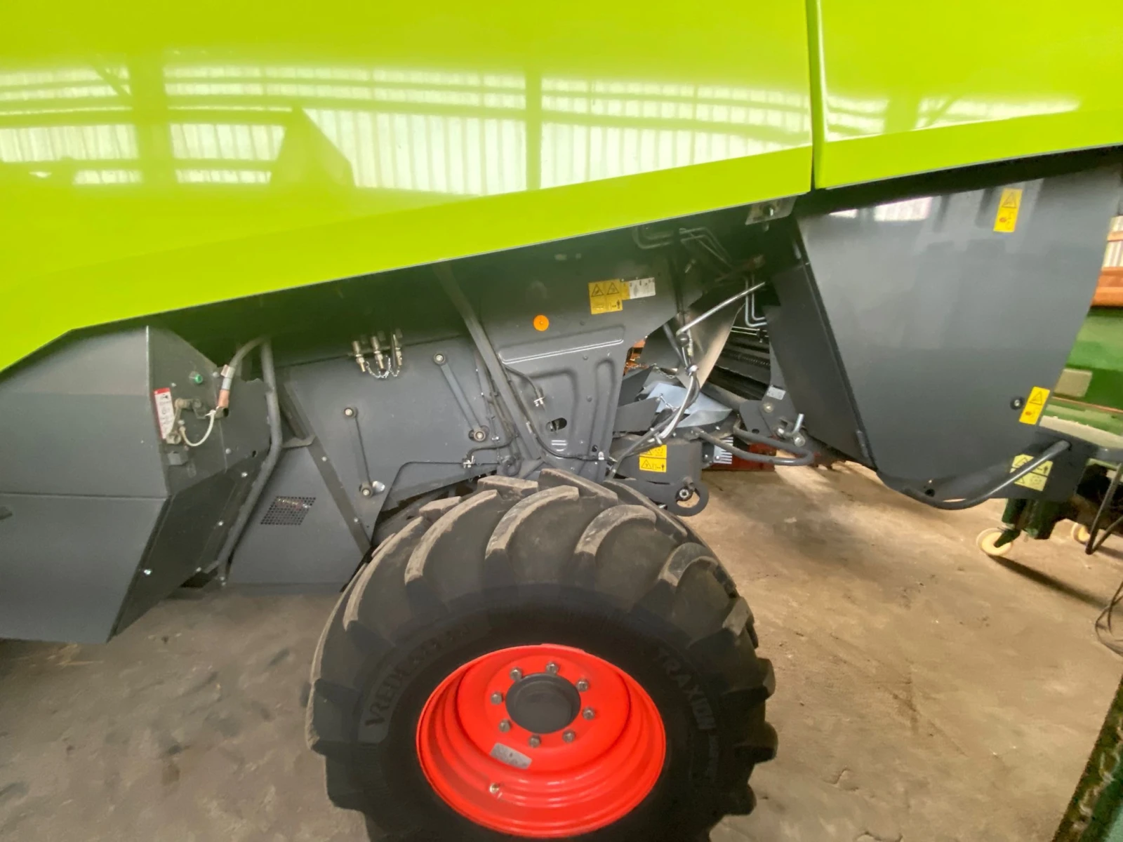 Комбайн Claas TRION 730 + CLAAS VARIO 770 ДЕМО МАШИНА ЛИЗИНГ, снимка 4 - Селскостопанска техника - 54218923