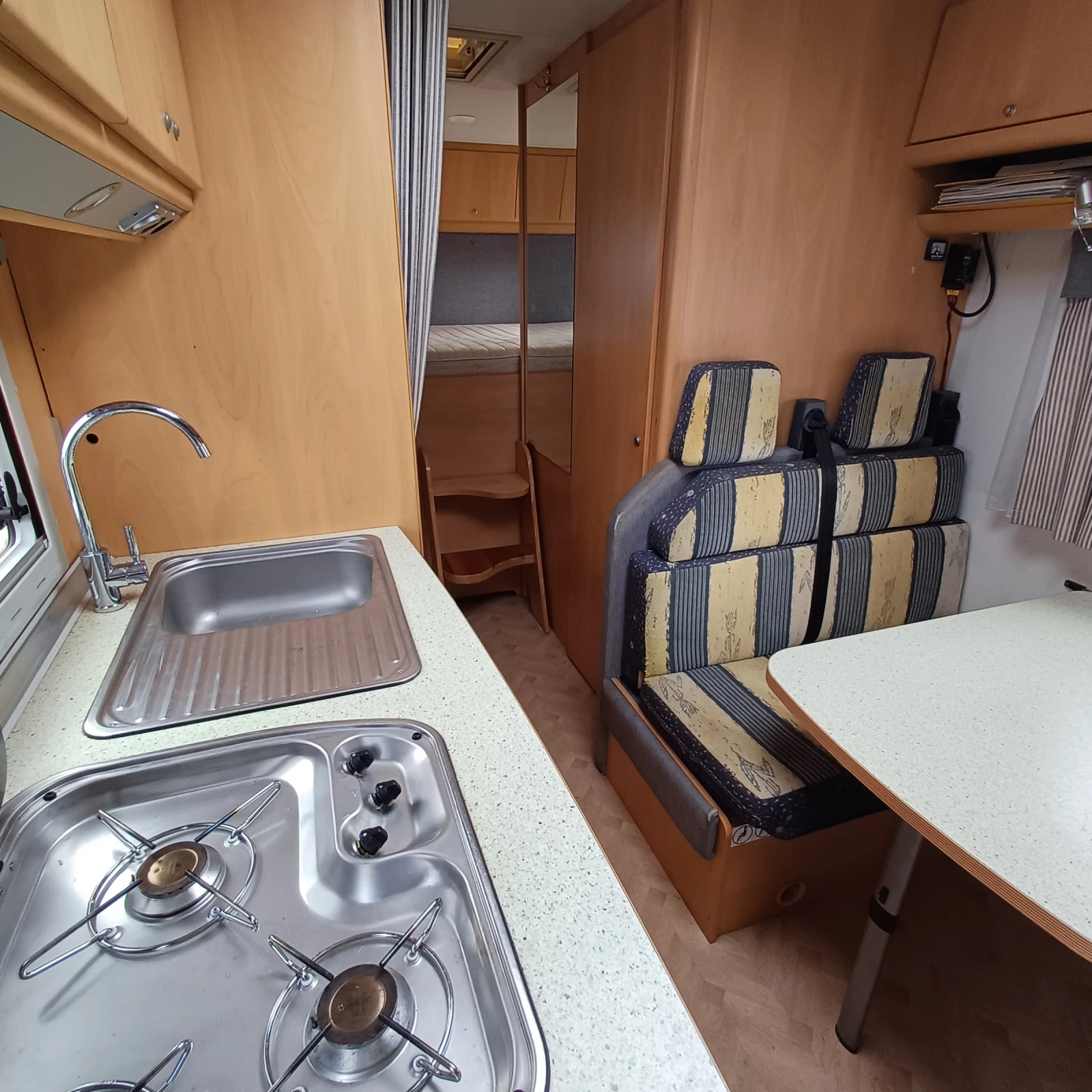 ������ Burstner A-647-2 | Mobile.bg � ����������� 17