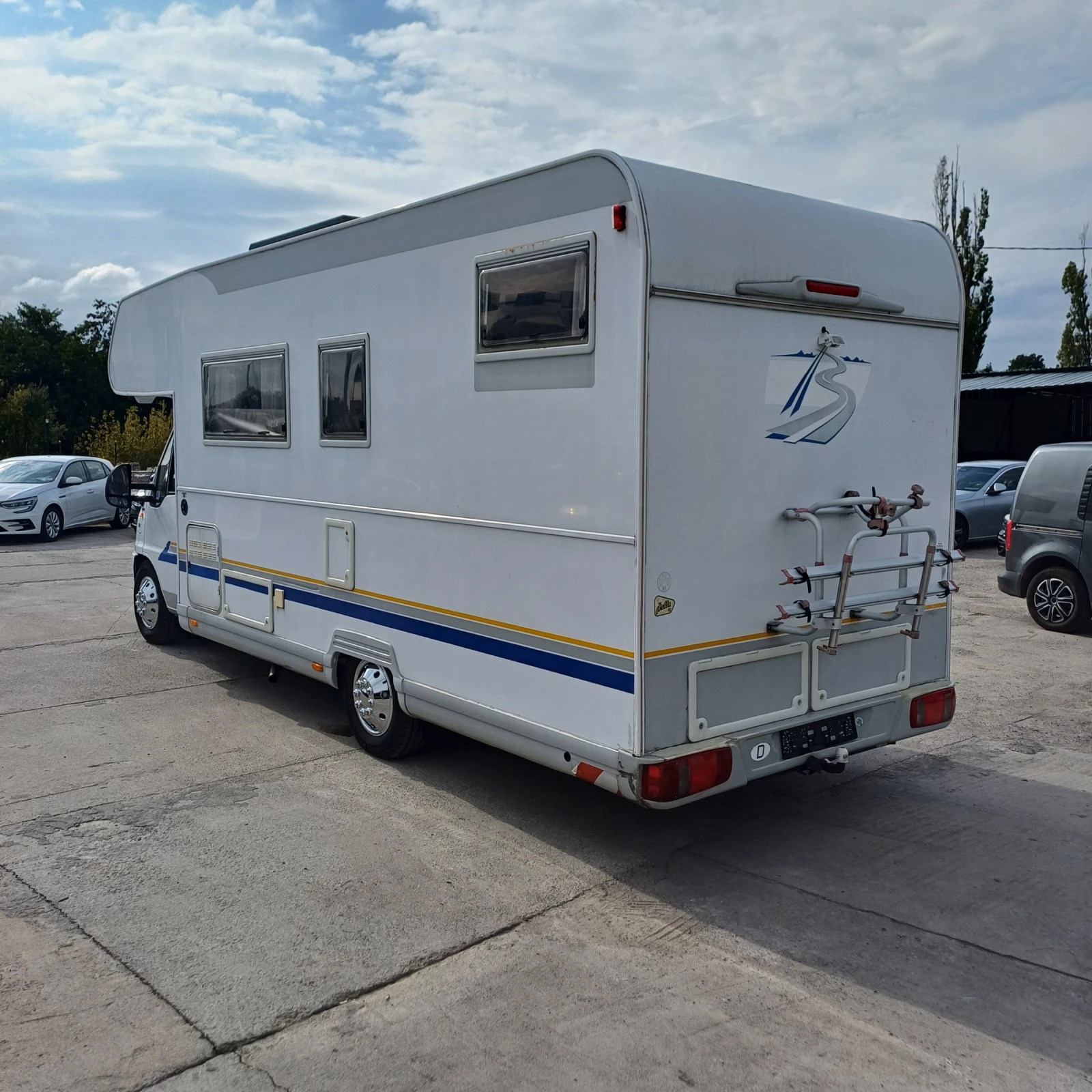 ������ Burstner A-647-2 | Mobile.bg � ����������� 4