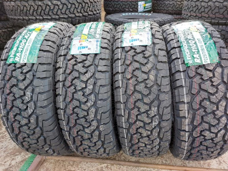 Гуми Всесезонни 225/70R16, снимка 2 - Гуми и джанти - 35993356