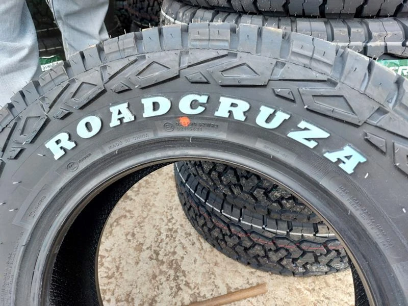 Гуми Всесезонни 225/70R16, снимка 3 - Гуми и джанти - 35993356