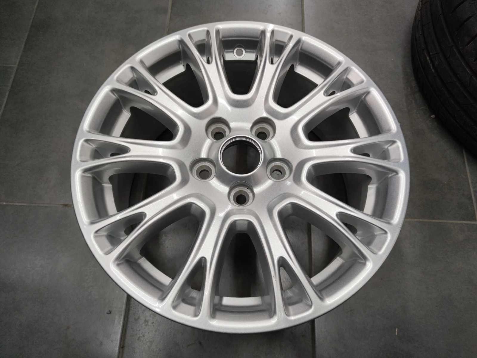   Ford | Mobile.bg   1