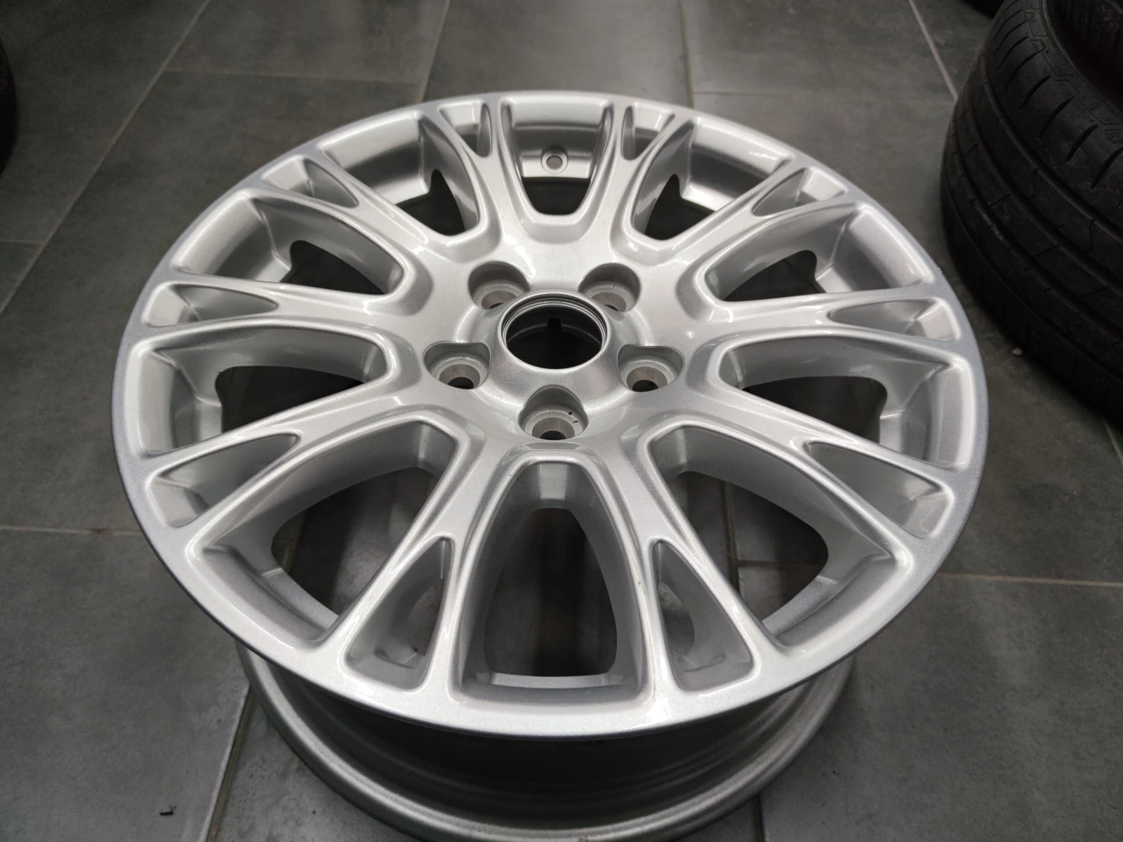   Ford | Mobile.bg   2