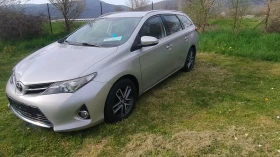 Toyota Auris 1.4D4D-90k.c., снимка 4
