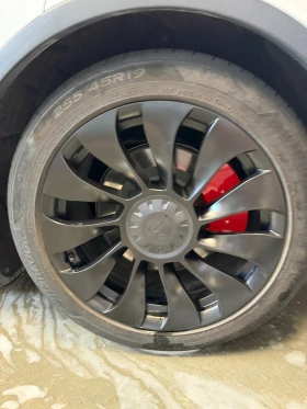 Tesla Model Y Model Y Performance, снимка 16
