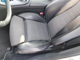 Mercedes-Benz E 220 d SW 4Matic Auto Premium Plus All-Terrain - 13000 € / 25425.79 лв. - 81875660 12