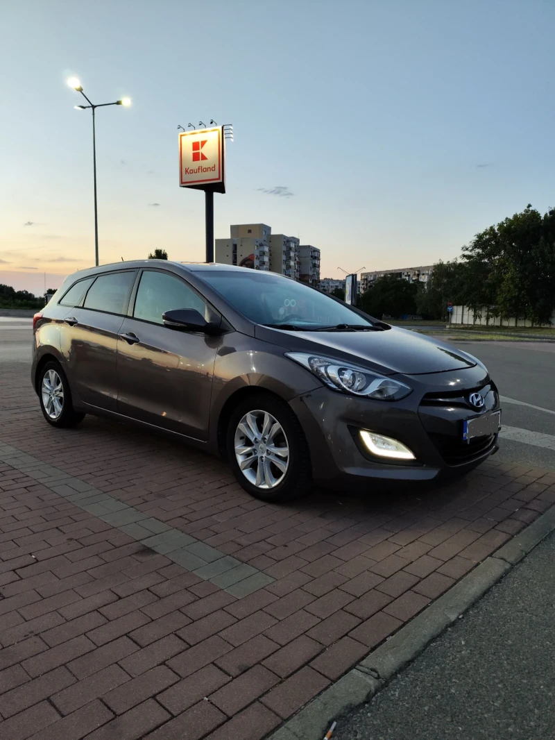 Hyundai I30, снимка 9 - Автомобили и джипове - 46878337