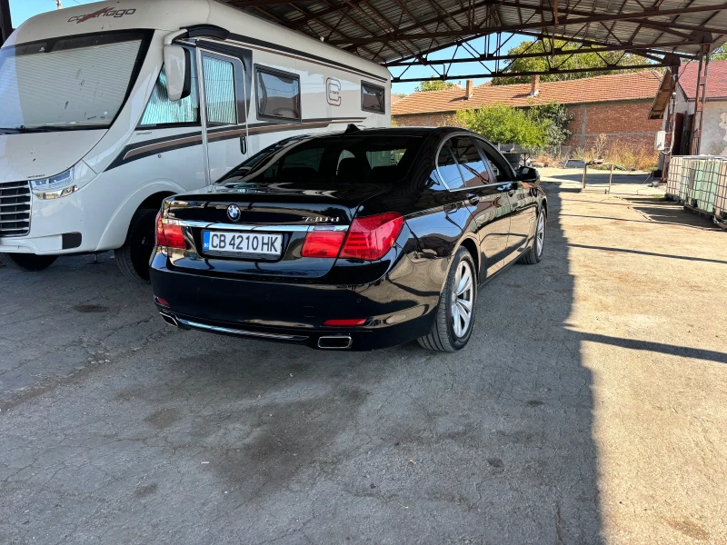 BMW 740 xDrive, снимка 3 - Автомобили и джипове - 47365073