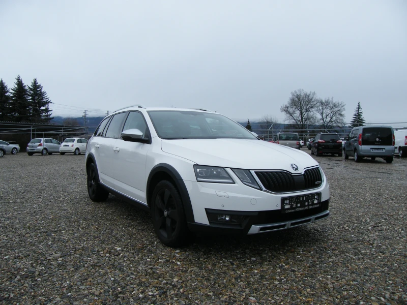 Skoda Octavia SCOUT 2.0TDI 4x4 Ful LED EURO6, снимка 2 - Автомобили и джипове - 48426325