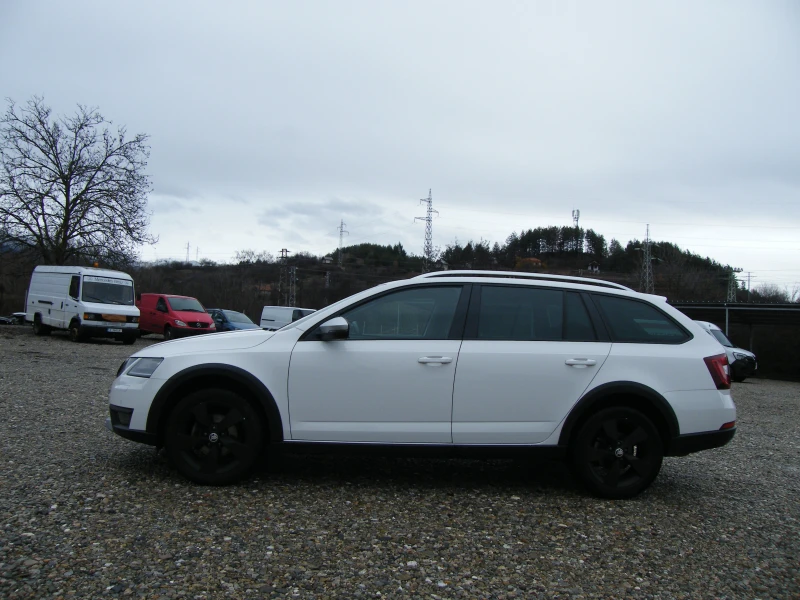 Skoda Octavia SCOUT 2.0TDI 4x4 Ful LED EURO6, снимка 6 - Автомобили и джипове - 48426325