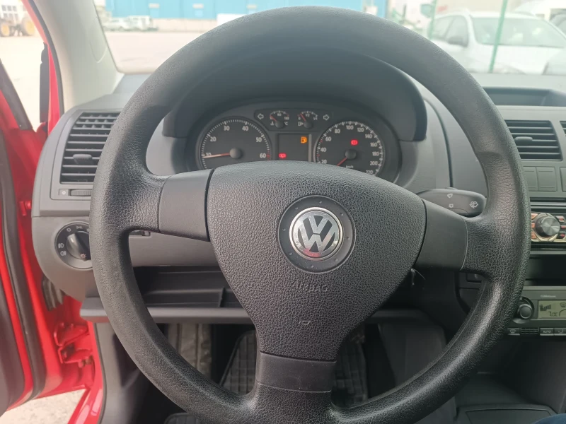 VW Polo 1, 2 ЛИЗИНГ , снимка 8 - Автомобили и джипове - 48804484