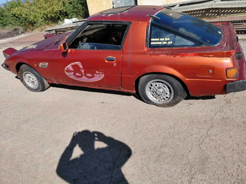 Mazda Rx-7 Първо поколение , снимка 2 - Автомобили и джипове - 52745858