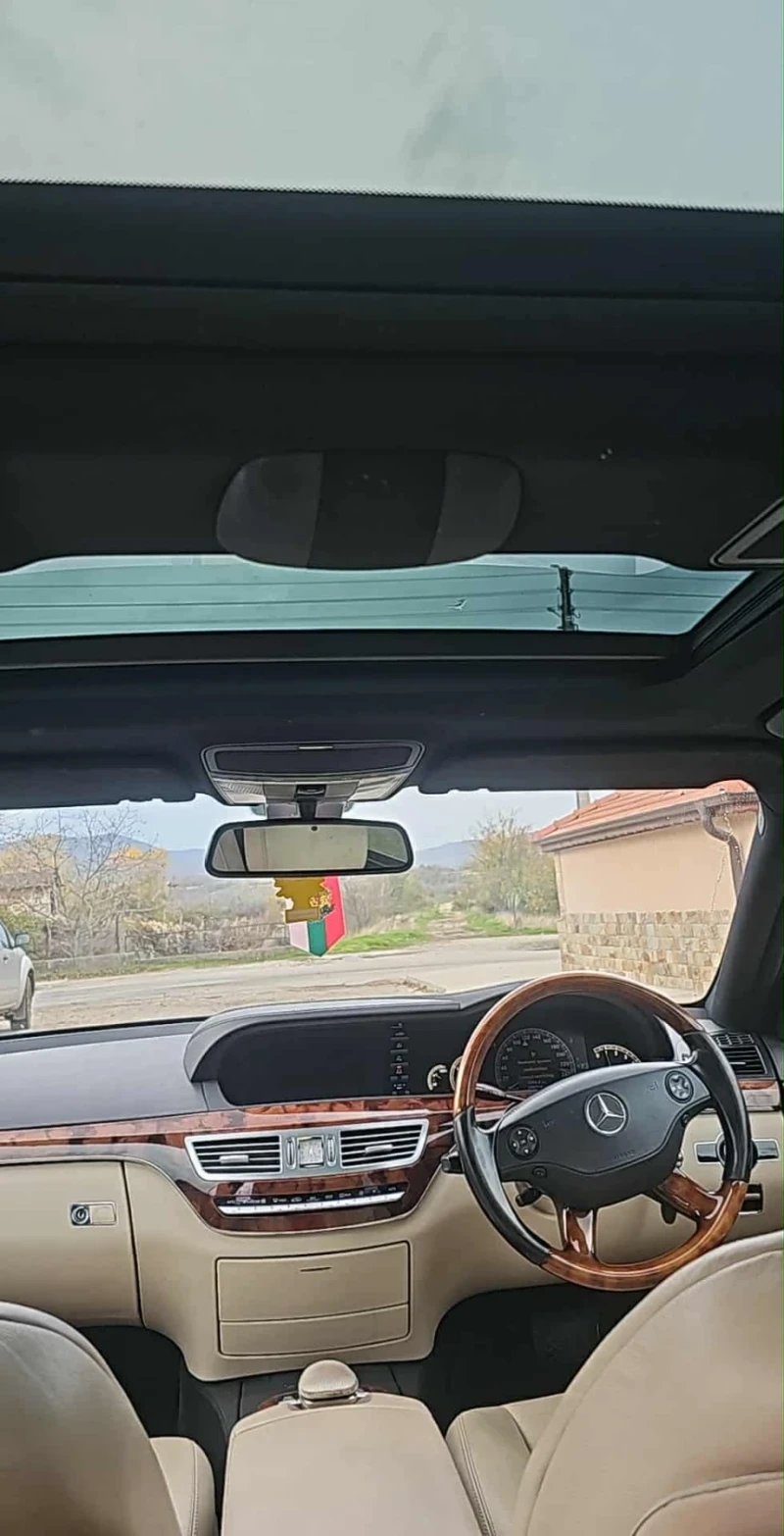 Mercedes-Benz S 320 Дълга База , снимка 8 - Автомобили и джипове - 52435737