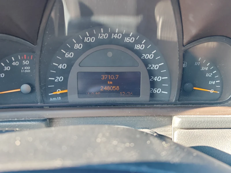 Mercedes-Benz C 220 2.2 cdi 143к.с., снимка 7 - Автомобили и джипове - 52938426