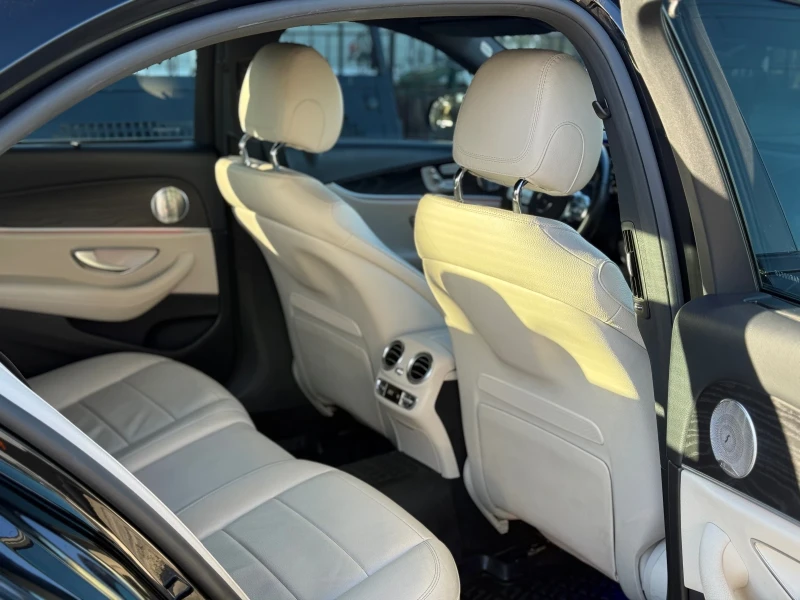 Mercedes-Benz E 400, снимка 9 - Автомобили и джипове - 53090415