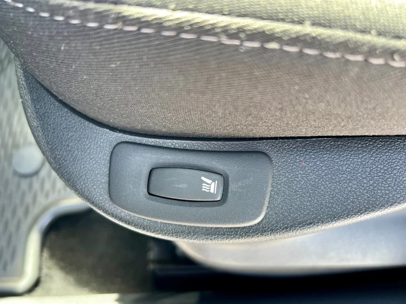 Renault Clio, снимка 13 - Автомобили и джипове - 53535588