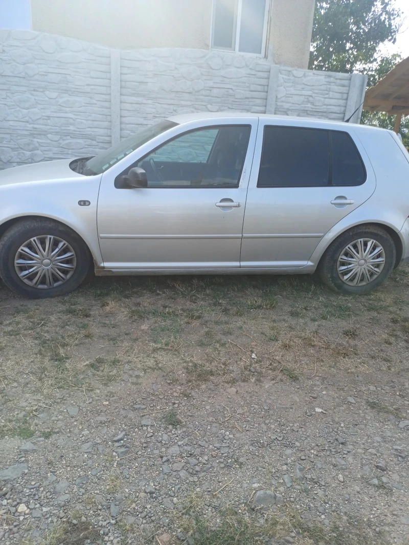 VW Golf, снимка 8 - Автомобили и джипове - 53573351