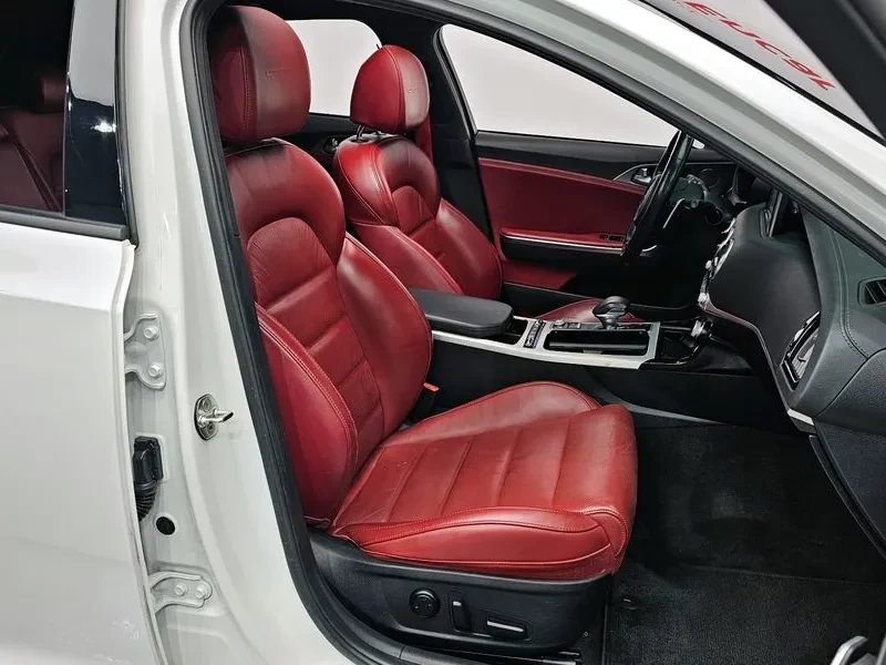 Kia Stinger  - изображение 10