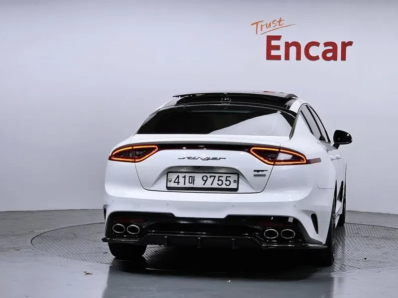 Kia Stinger  - изображение 4