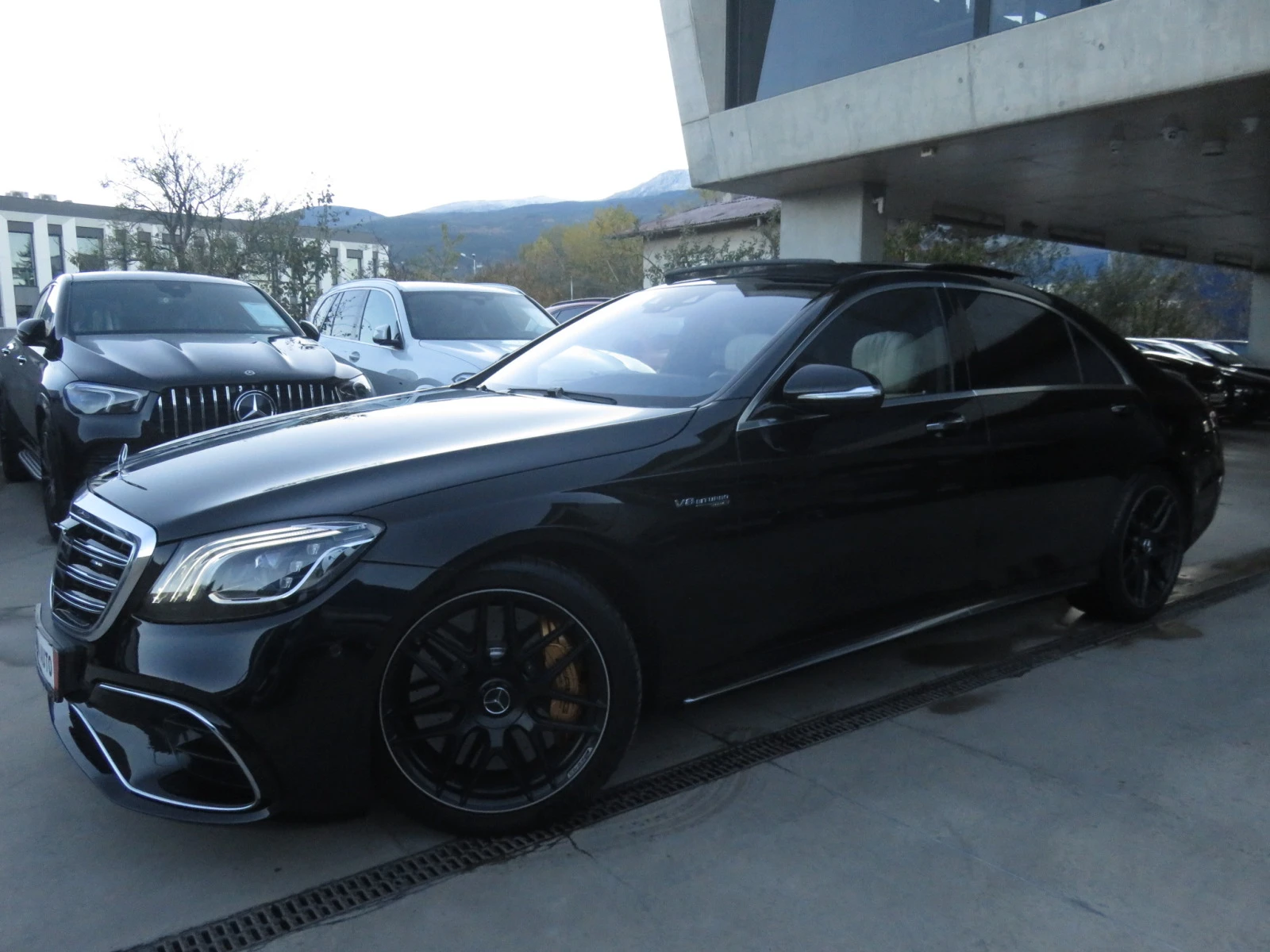 Mercedes-Benz S 63 AMG 4-MATIC+ Long, 3xTV, Ceramic, Night Vision, FULL - [1] 