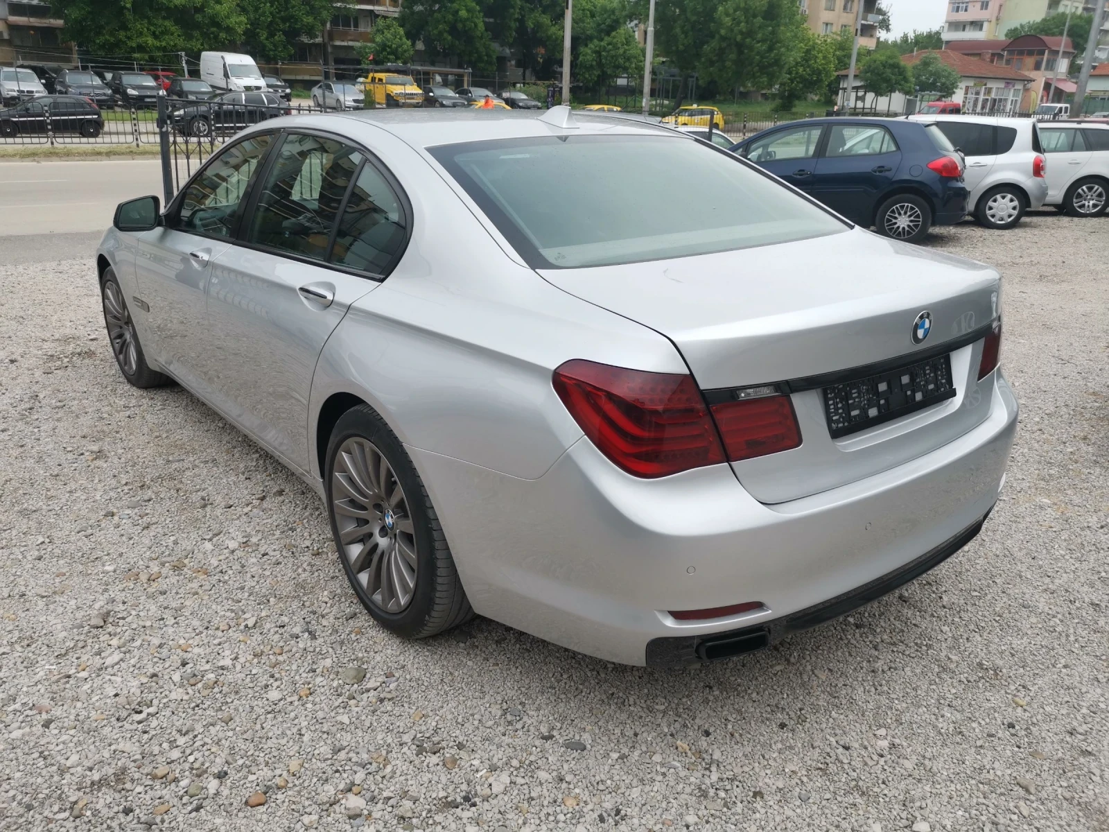 BMW 740 Individual - изображение 5