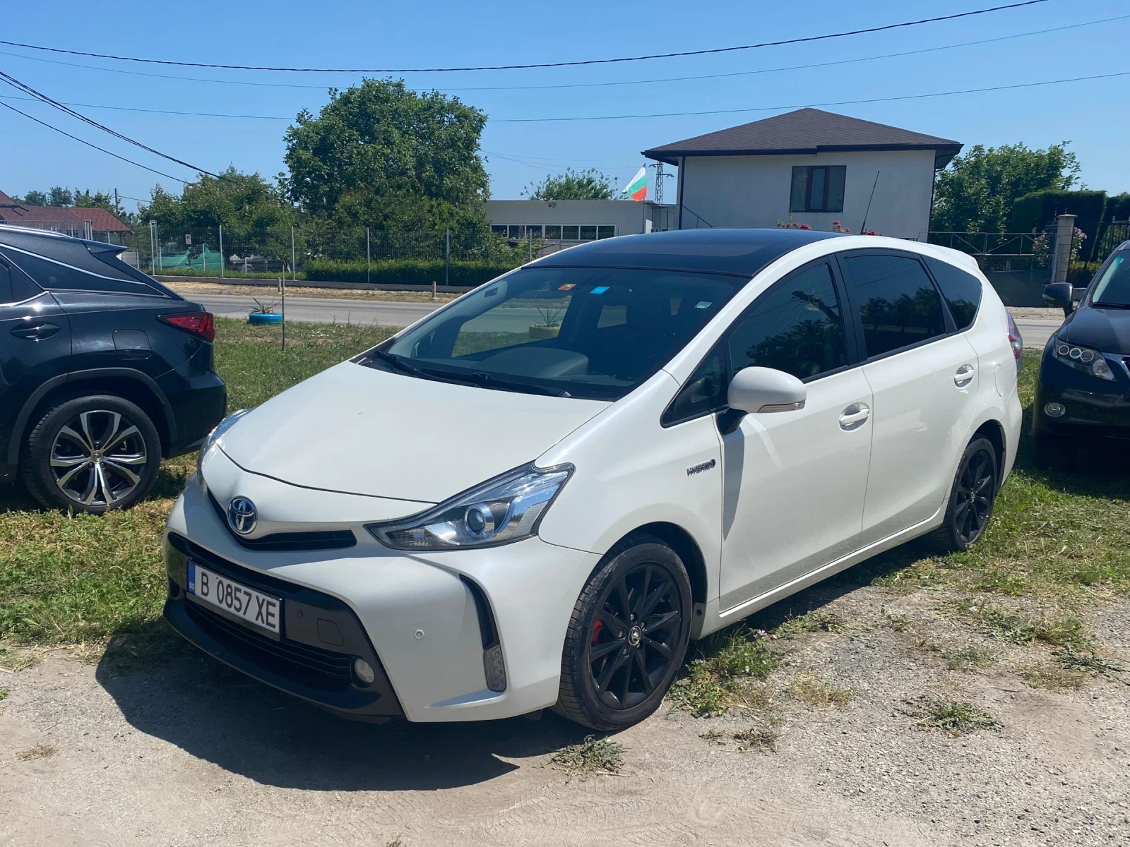 Toyota Prius prius plus 7 seats - изображение 2