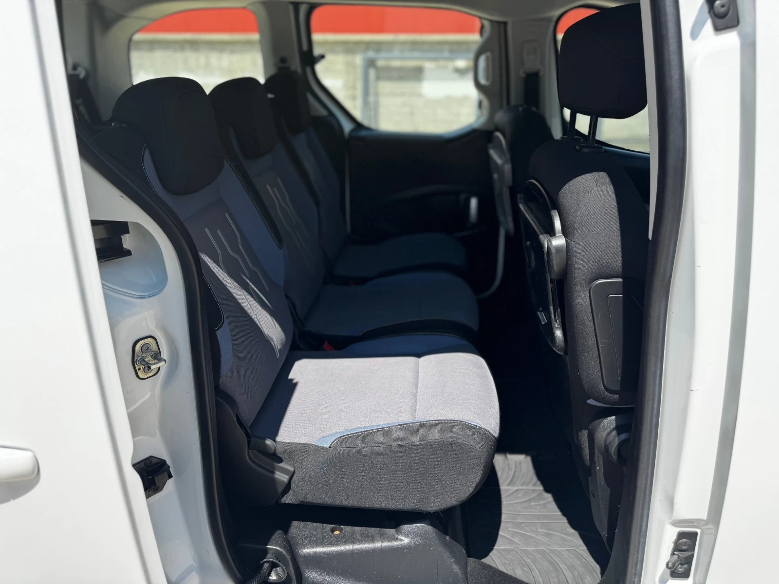 Peugeot Partner 1.6HDI 6+ 1 FACE - изображение 7