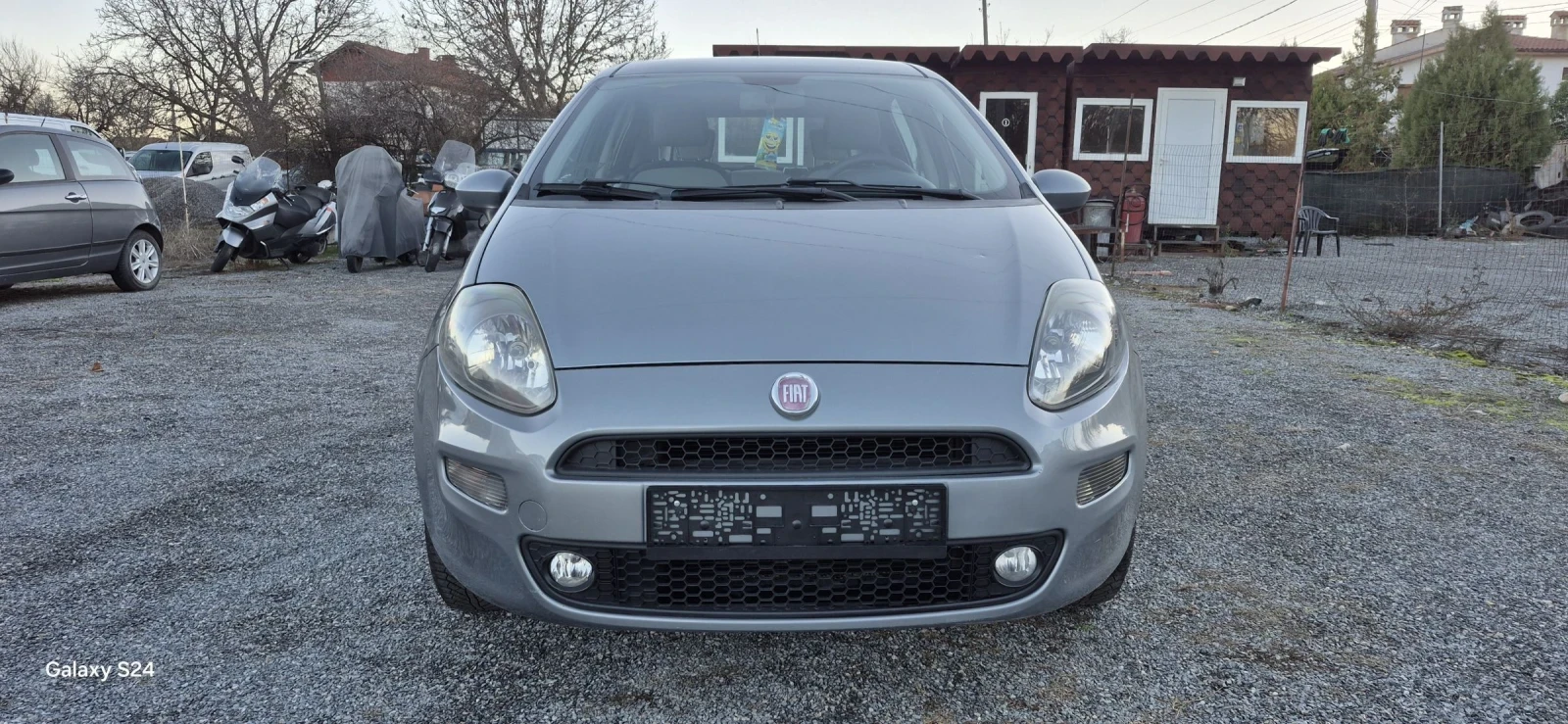 Fiat Punto 1.4i Evo  | Mobile.bg   2
