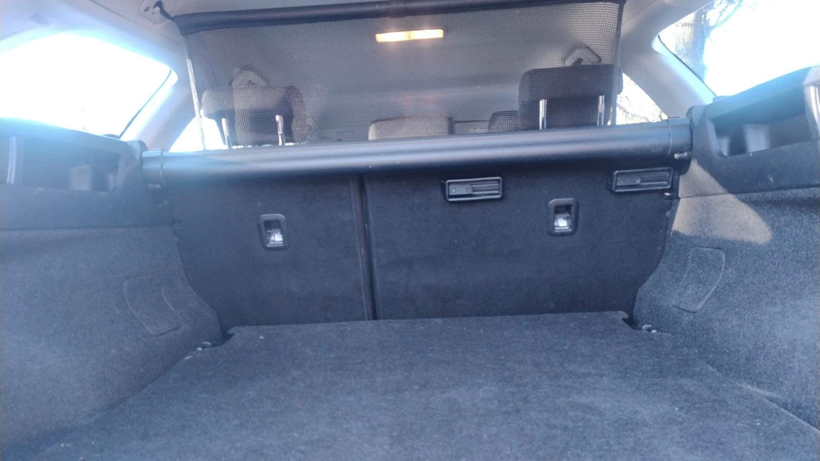 Toyota Auris 1.4D4D-90k.c. - изображение 7