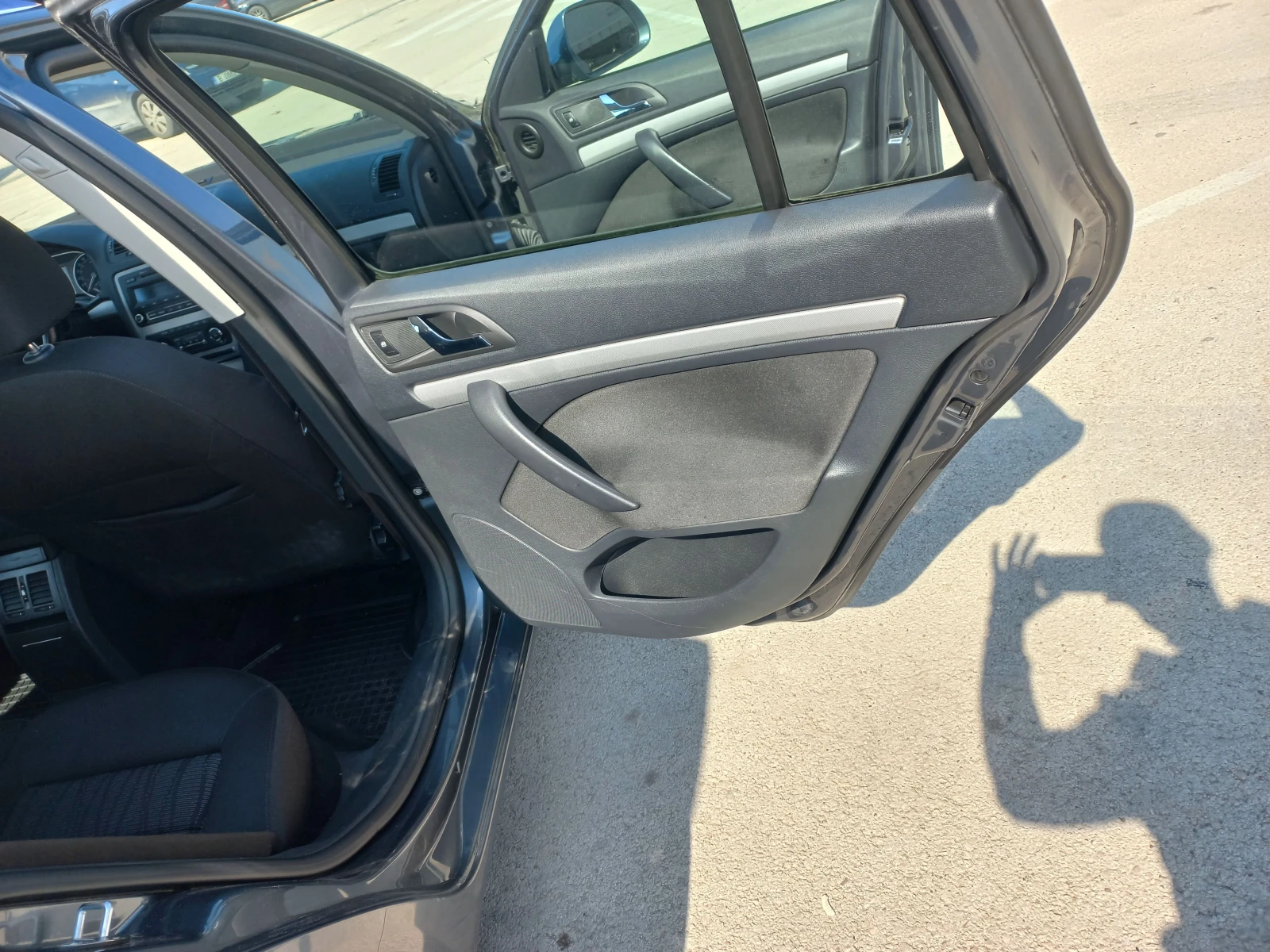 Skoda Octavia TDI, снимка 17 - Автомобили и джипове - 53847696