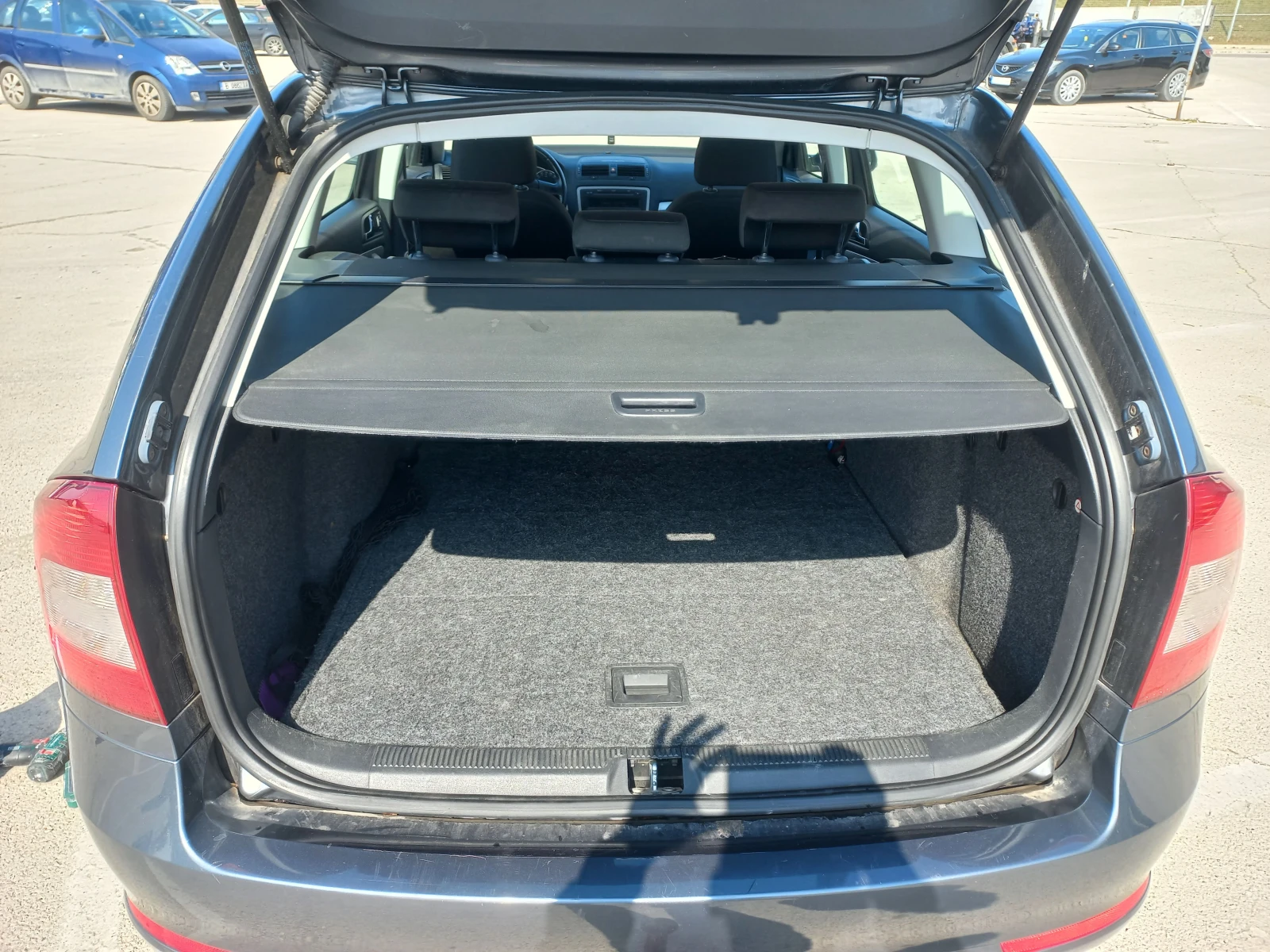 Skoda Octavia TDI, снимка 14 - Автомобили и джипове - 53847696