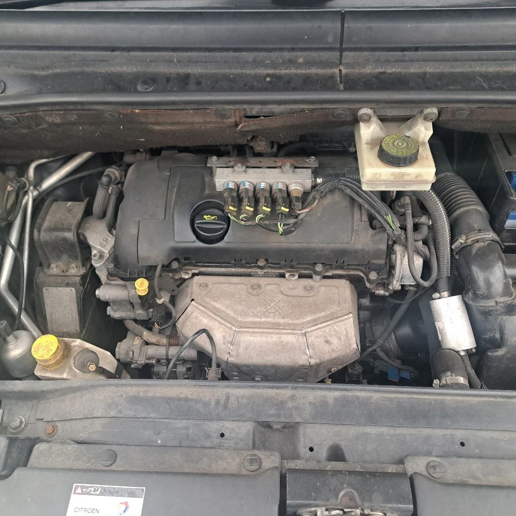 Citroen C4 Picasso ГАЗ БЕНЗИН , снимка 15 - Автомобили и джипове - 54032131