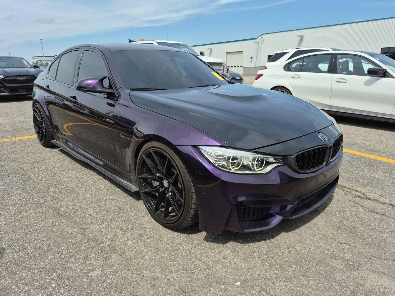 BMW M3  CARFAX, снимка 2 - Автомобили и джипове - 54981202