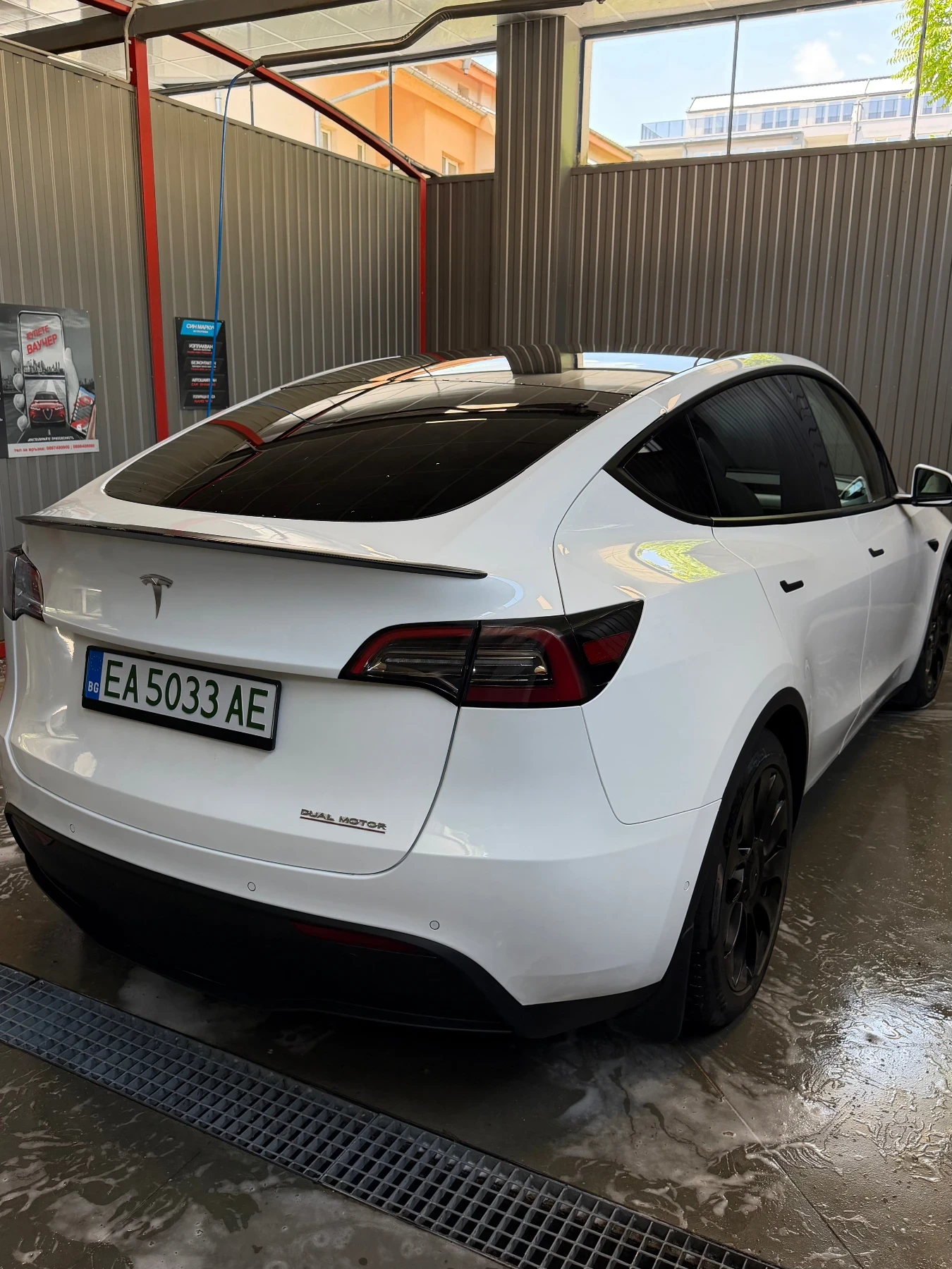 Tesla Model Y Model Y Performance, снимка 3 - Автомобили и джипове - 55101217