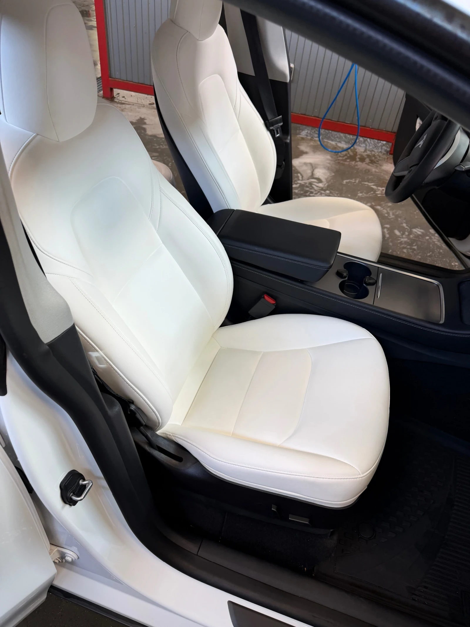Tesla Model Y Model Y Performance, снимка 11 - Автомобили и джипове - 55101217