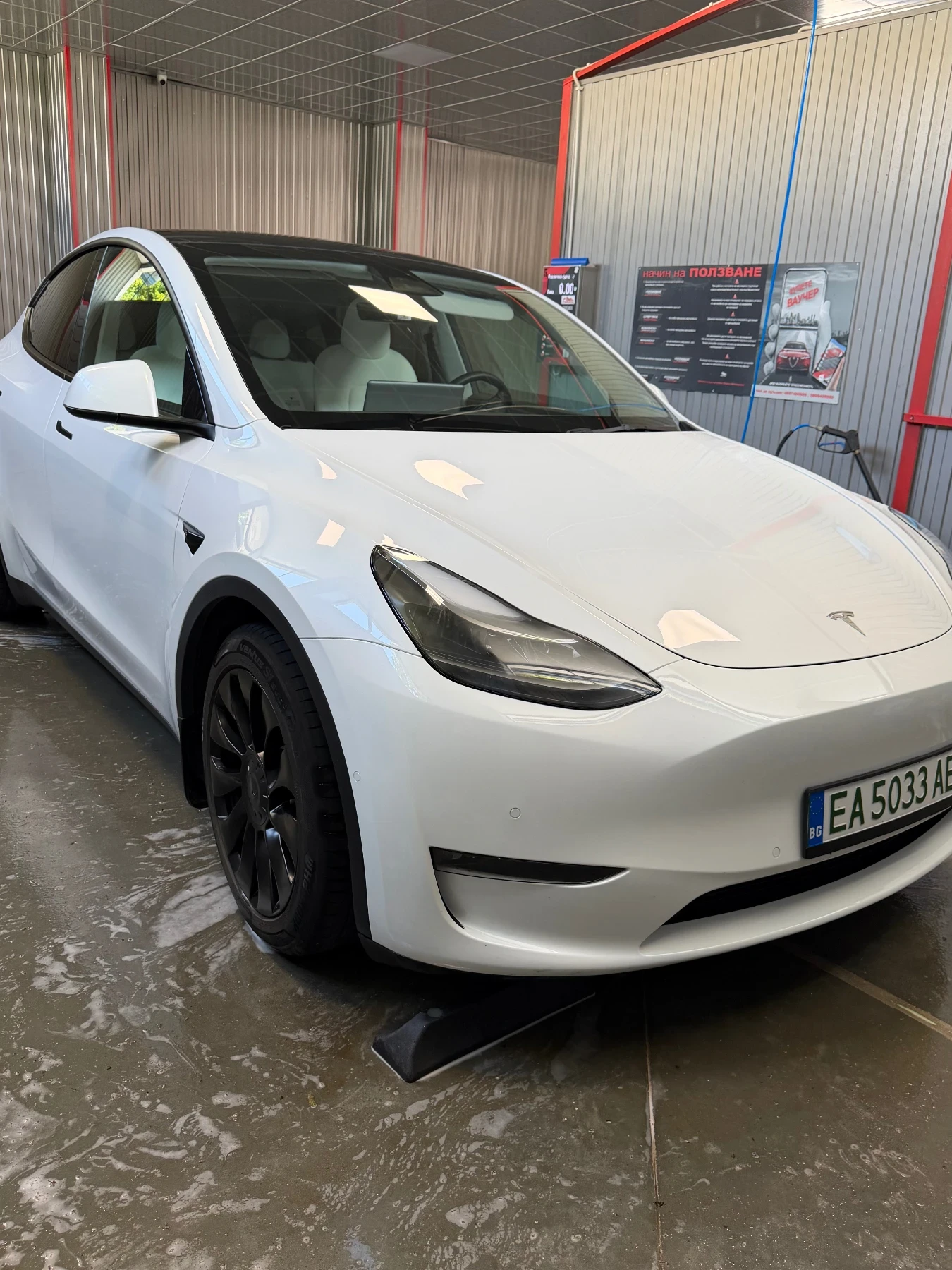 Tesla Model Y Model Y Performance, снимка 4 - Автомобили и джипове - 55101217