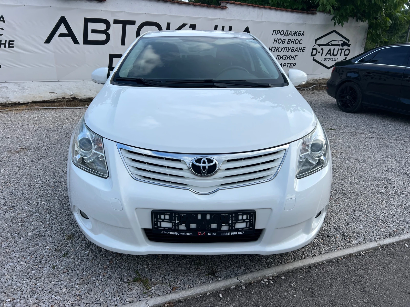 Toyota Avensis 1.8-SOLL NAVI, снимка 2 - Автомобили и джипове - 55304433