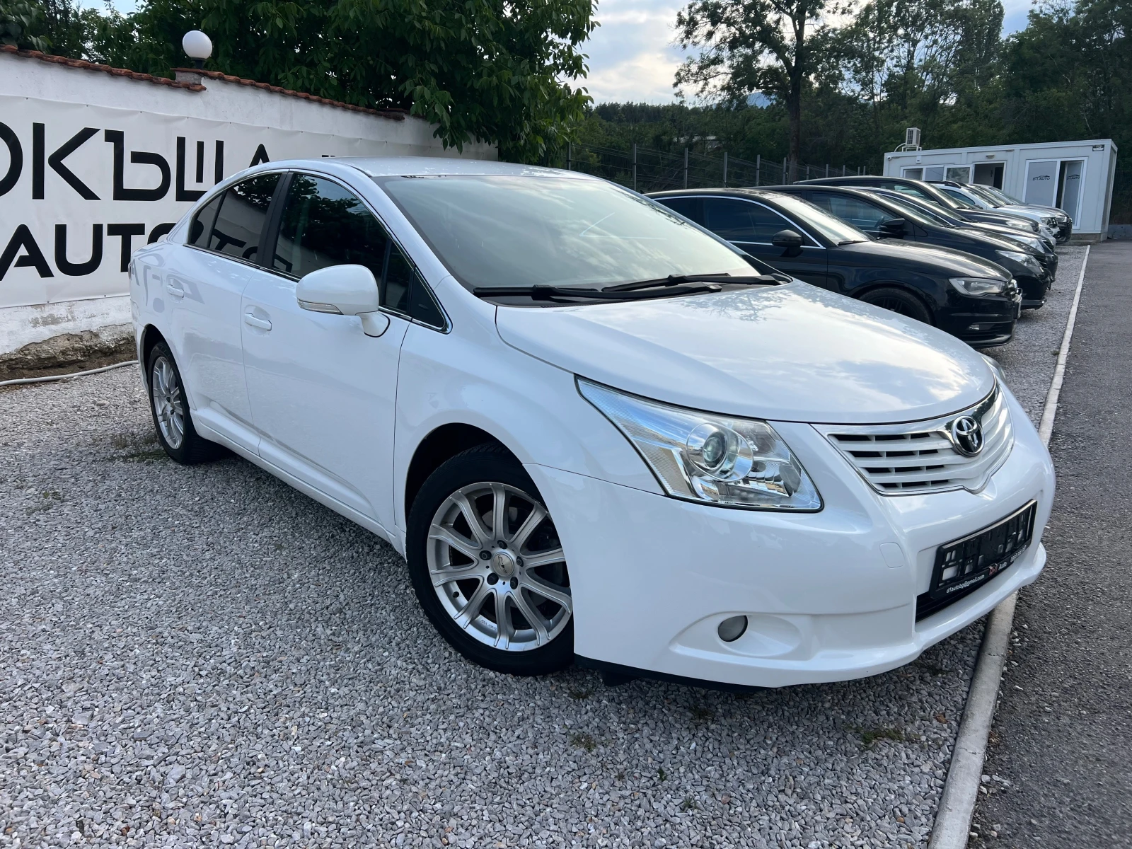 Toyota Avensis 1.8-SOLL NAVI