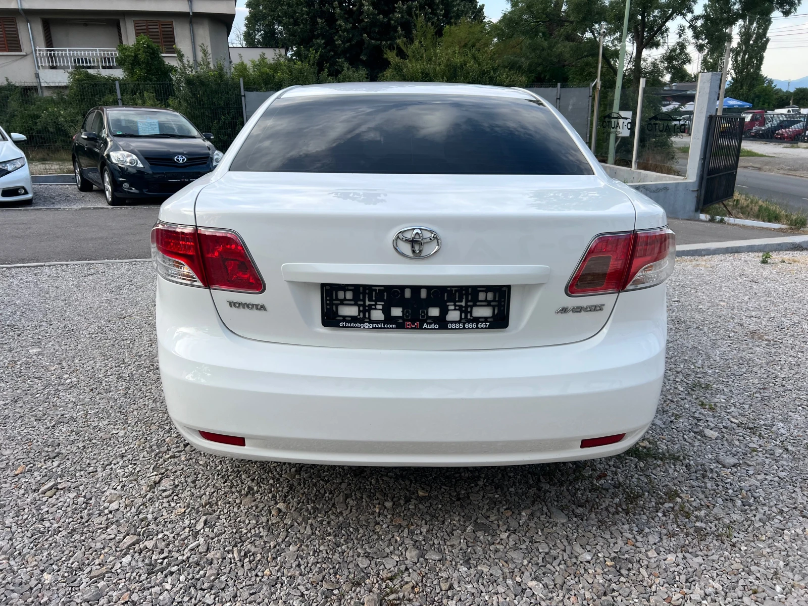 Toyota Avensis 1.8-SOLL NAVI, снимка 5 - Автомобили и джипове - 55304433