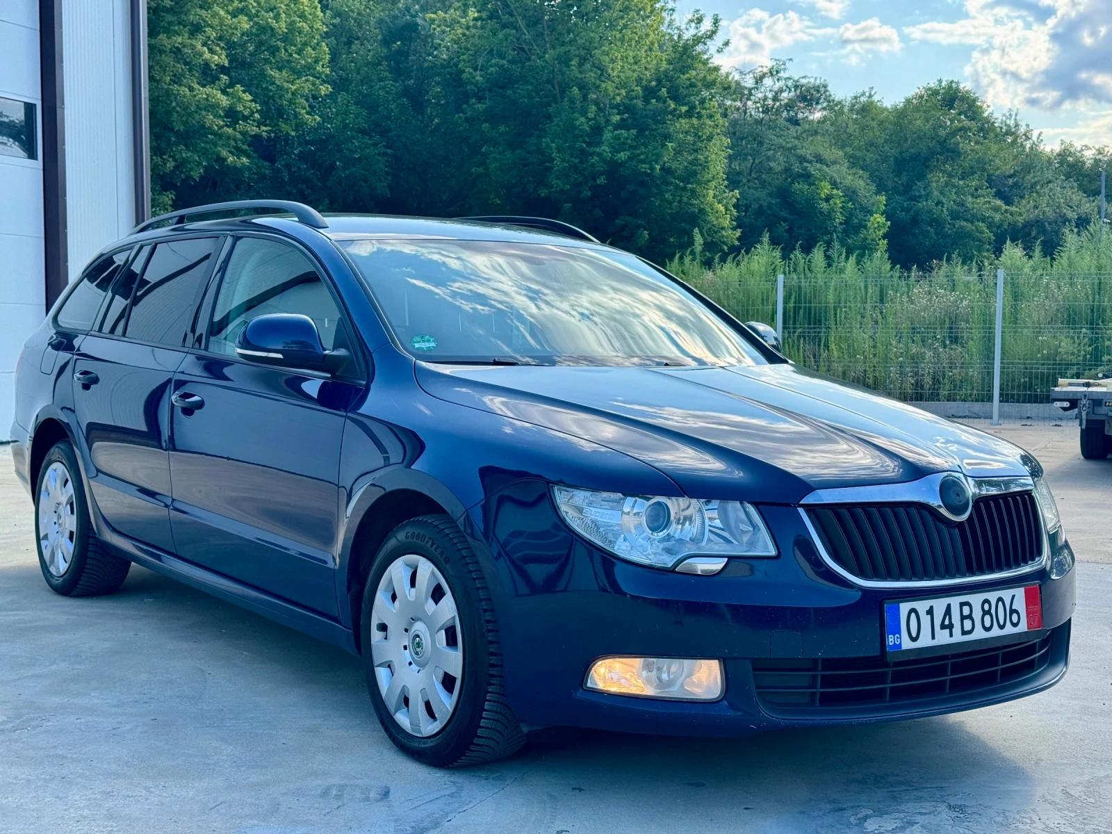 Skoda Superb * 2.0TDI* 140* РЪЧКА* , снимка 7 - Автомобили и джипове - 55396360