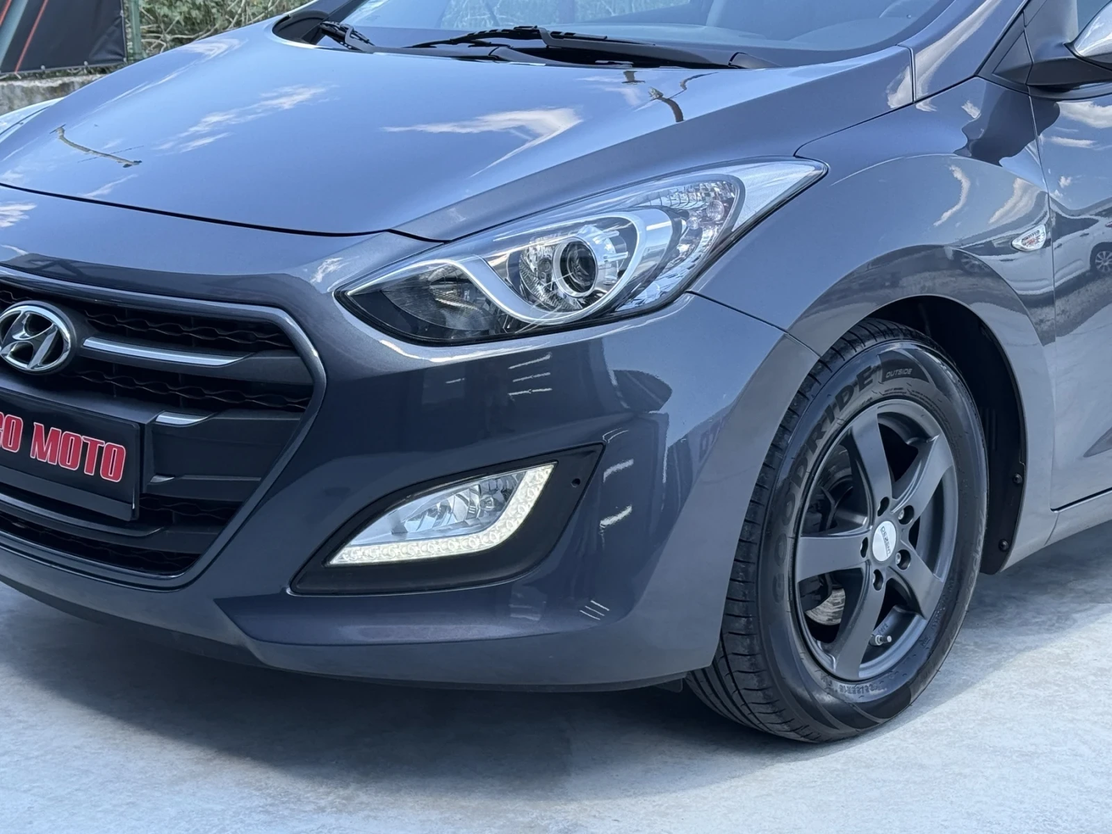 Hyundai I30 1.6 CRDI, снимка 13 - Автомобили и джипове - 55418796